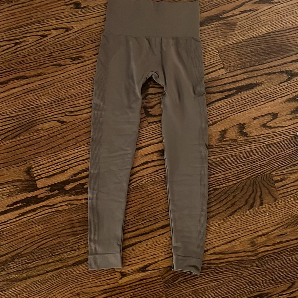 Set Active Set - image 2